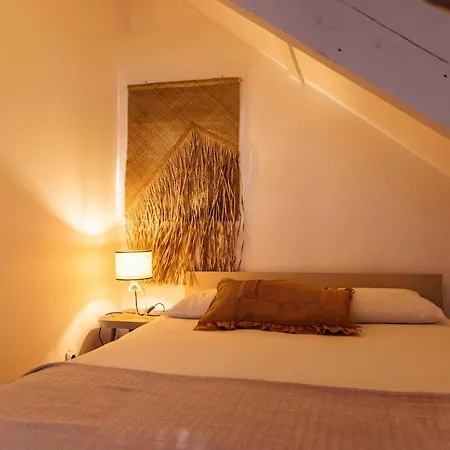 Au Coeur Du Vaugueux Apartment