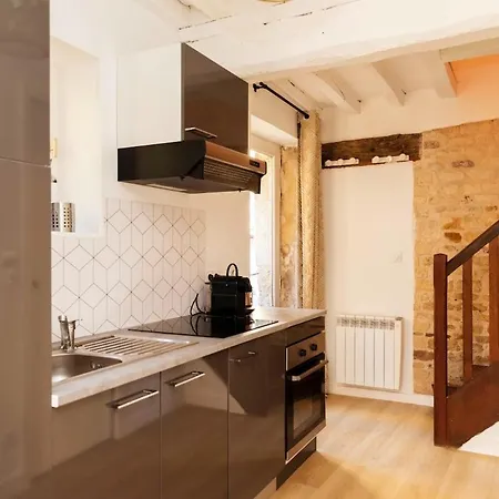 Apartment De Charme - Pierres & Cheminee - Vaugueux *